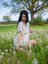 Sasha Jane Unveils Her Curves To Morning Sun Amid Wildflowers photo 00