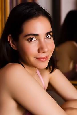 >Daring Latina Beauty Emilia Posing In Sexy Lingerie