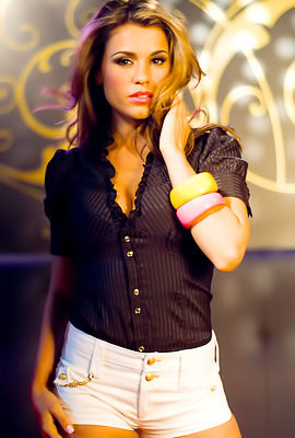 >Alicia Cyber Girl UK