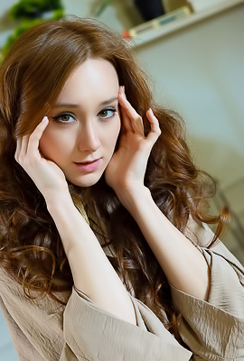 Naked Redhead Pussy Alice Mido