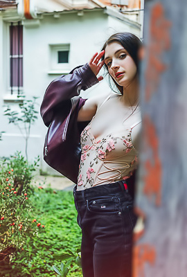 >Marion Summers Draped In Layers Of Soft White That Slip Away To Reveal Her Tempting Curves