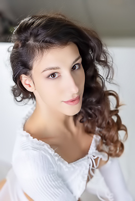 >Luna Ortega Leggy Spanish Brunette Reclines On The Cool Marble Surface