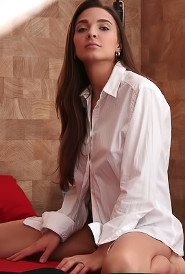 >Santa Exposing Lovely Uptilted Breasts With Wonderfully Stiff