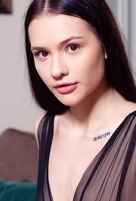 Juicy Lips Tease Promises Beyond Control