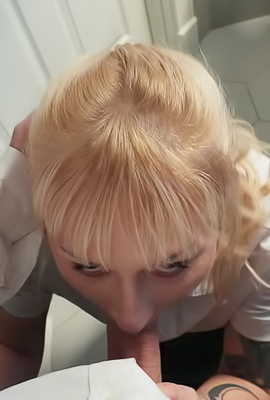 >Hannah Quinn Takes Him Hard In The Hot Pussy