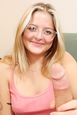 >Jill Taylors Twirl Ends with a Bent-Over Thrill